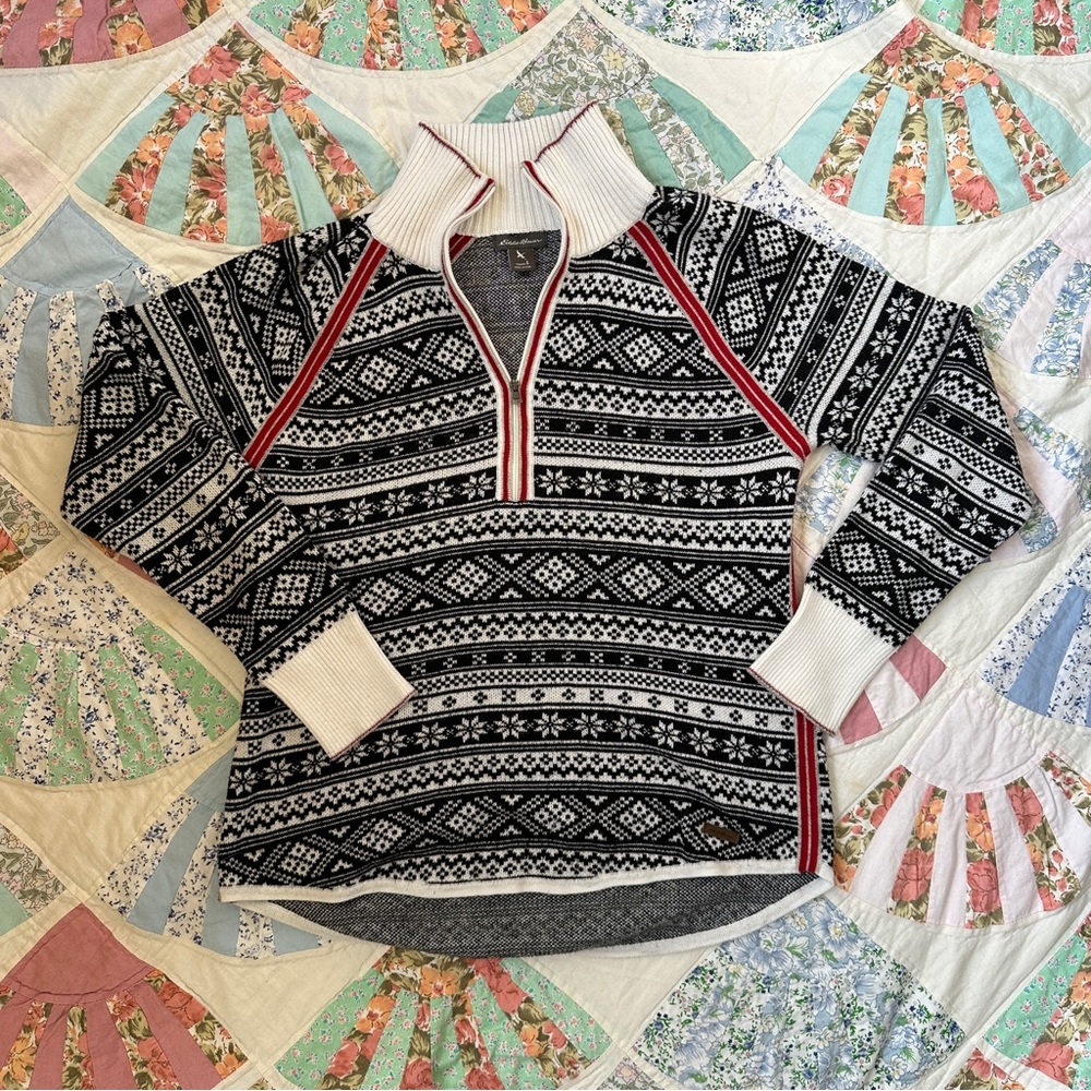 Eddie Bauer Scandi style ski sweater, apres ski!